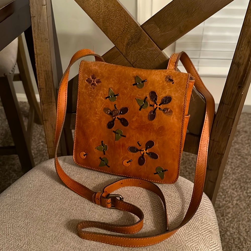 Patricia Nash Leather Tan Cross Body Bag